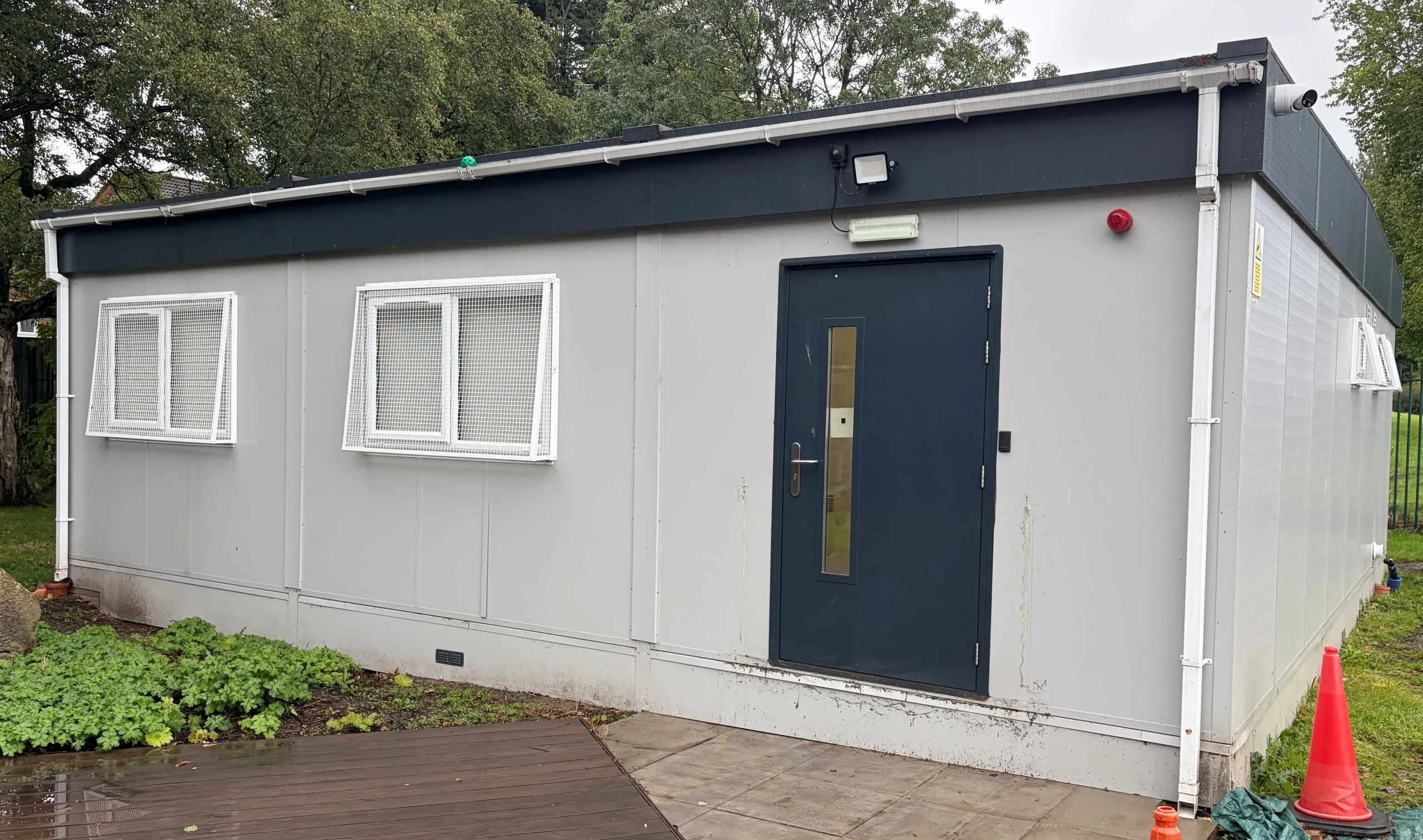 single classroom on sale with Cotaplan